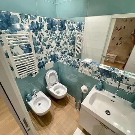 Thea Apartment *
